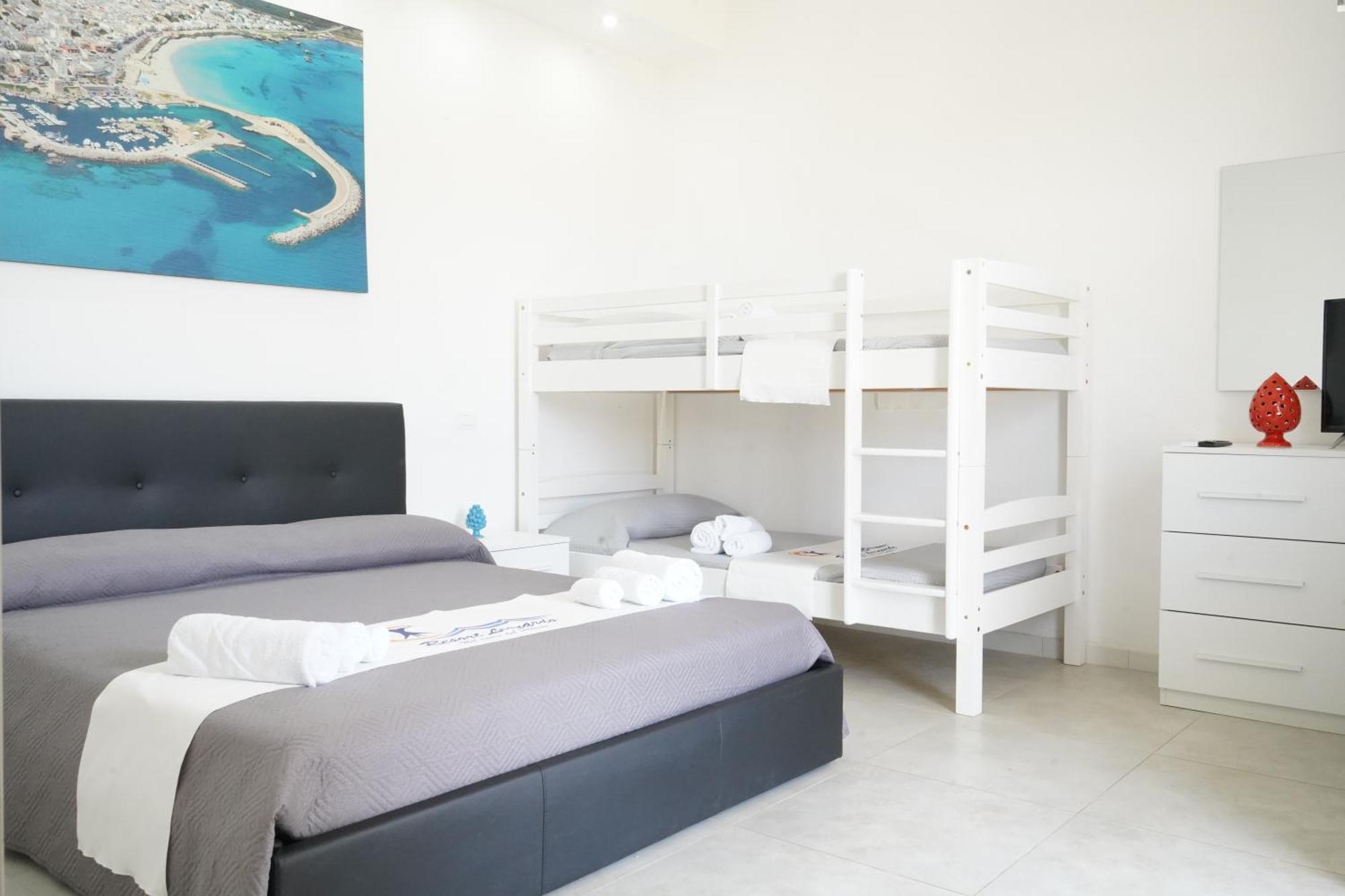 Villa Leonardo San Foca - Room, Pool & Restaurant *